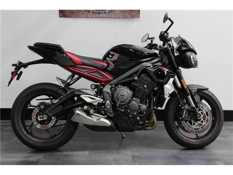 2022 Triumph STREET TRIPLE R Image 1