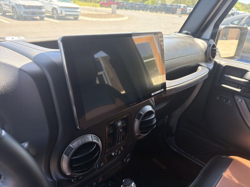Used 2017 Jeep Wrangler Unlimited SportImage 37
