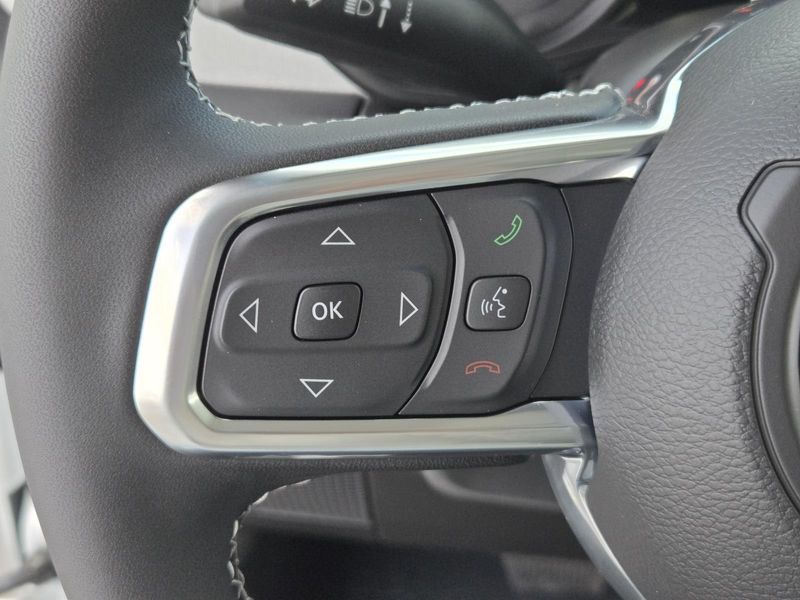 New 2025 Jeep Wrangler 4-door Sahara