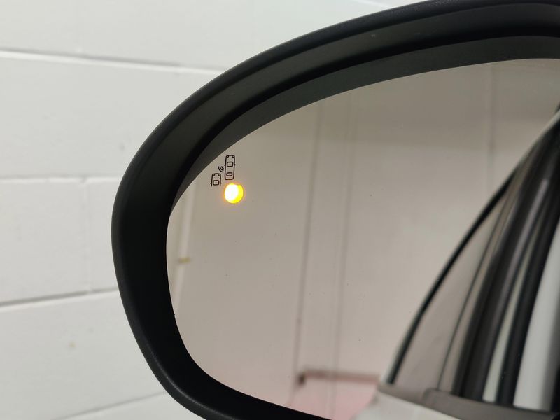 Used 2023 Fiat 500X Sport AWD Convertible w/NavImage 14
