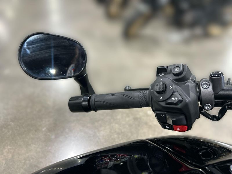 Used 2025 Yamaha XSR900 Image 17