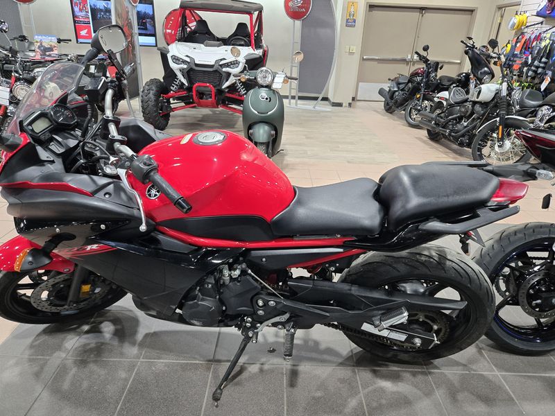 2015 Yamaha FZ 6RImage 4