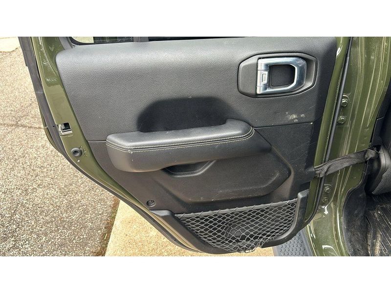 Used 2021 Jeep Wrangler Unlimited SaharaImage 8