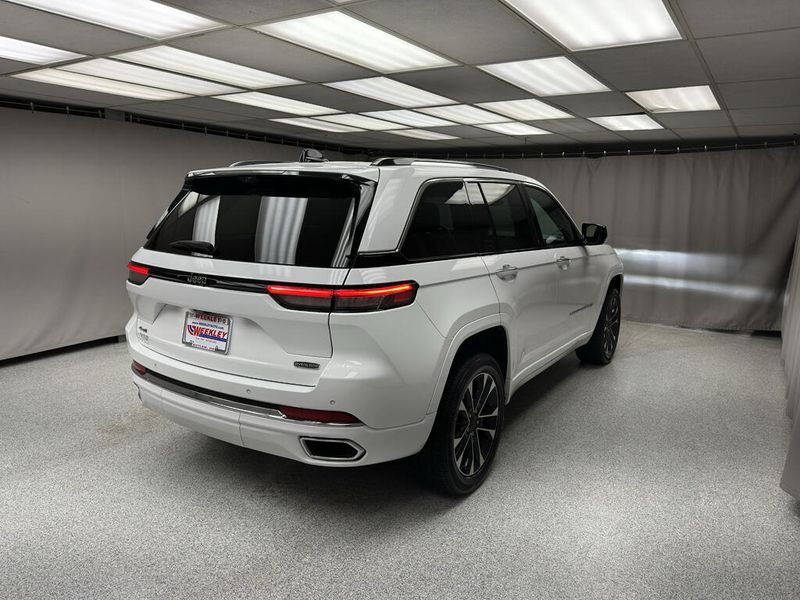 Used 2023 Jeep Grand Cherokee OverlandImage 18