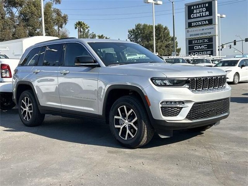 2024 Jeep Grand Cherokee Limited 4x4Image 10