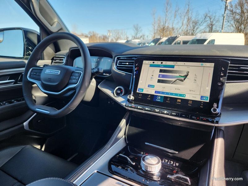 2026 Jeep Grand Wagoneer Upland 4x4