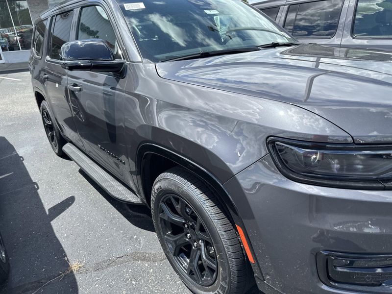 2025 Jeep Wagoneer Carbide 4x4Image 4