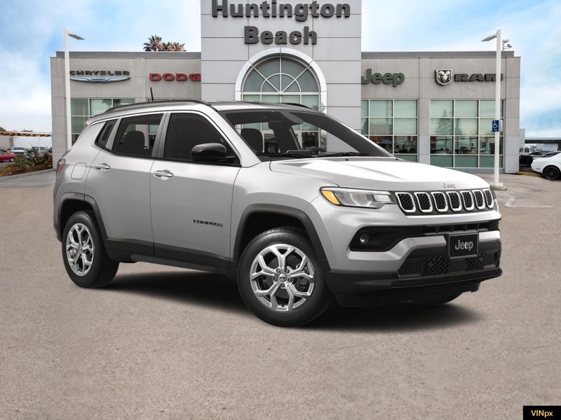 2025 Jeep Compass Latitude 4x4Image 11