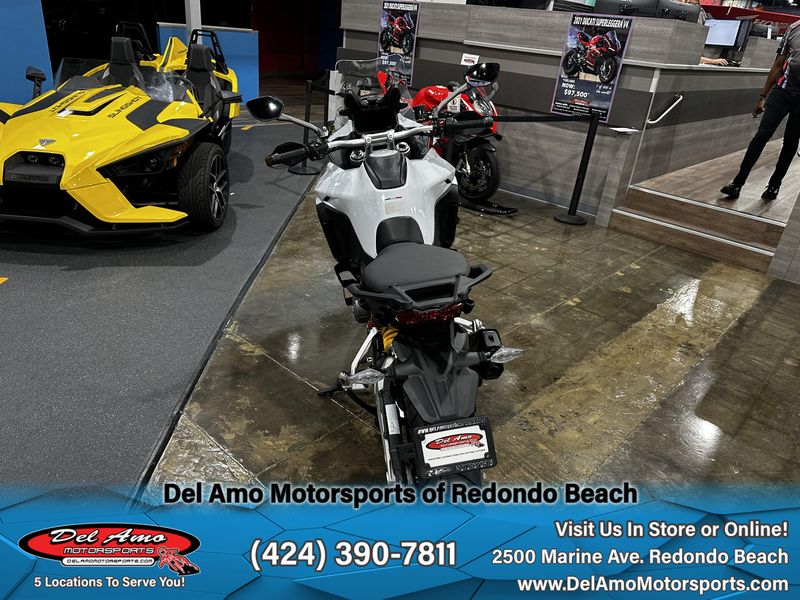 2023 Ducati MULTISTRADA V4 S  in a ICEBERG WHITE exterior color. Del Amo Motorsports of Redondo Beach (424) 304-1660 delamomotorsports.com 