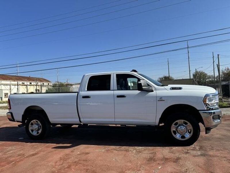 2023 RAM 2500 TradesmanImage 4