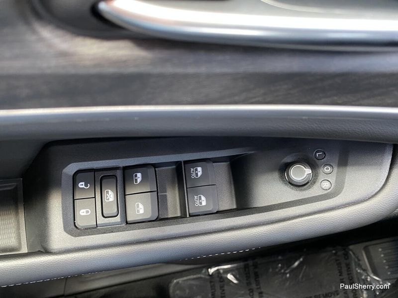New 2026 Jeep Grand Cherokee L Limited 4x4