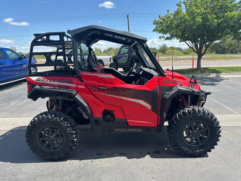 2025 Polaris GENERAL XP 1000 ULTIMATE 