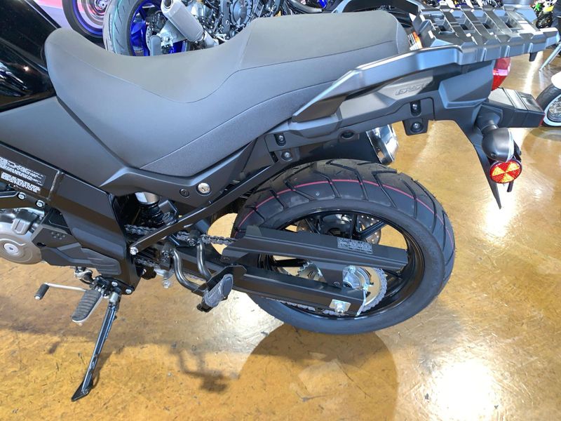New 2025 Suzuki V-STROM 650 Image 23