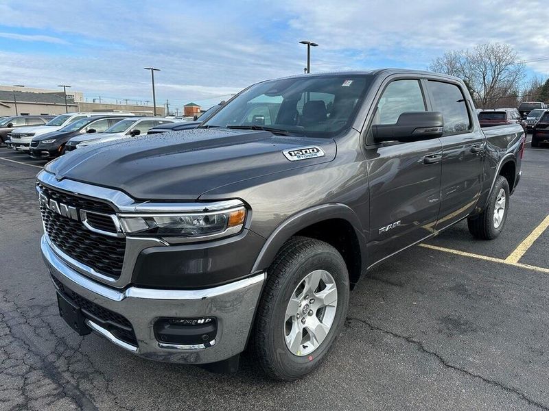 2025 RAM 1500 Big Horn Crew Cab 4x4 5