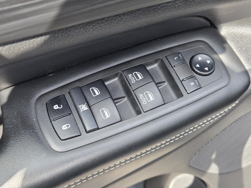 Used 2021 Jeep Grand Cherokee Freedom 4x2