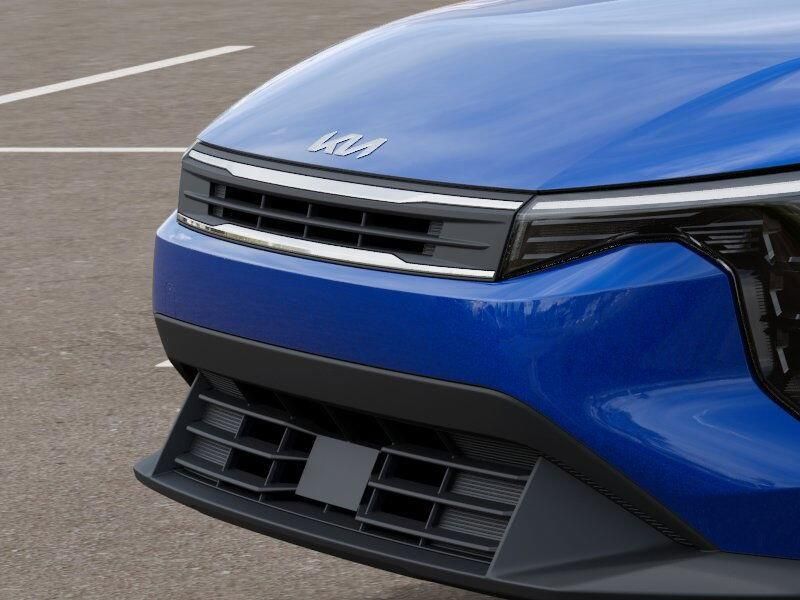 2025 Kia K4 LXSImage 12