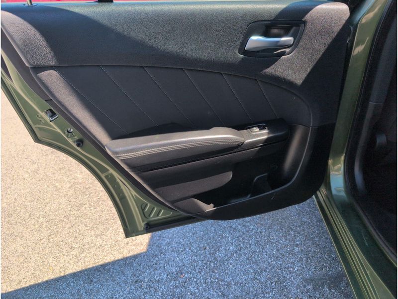 Used 2022 Dodge Charger SXTImage 29