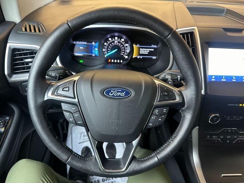 2020 Ford Edge SELImage 2