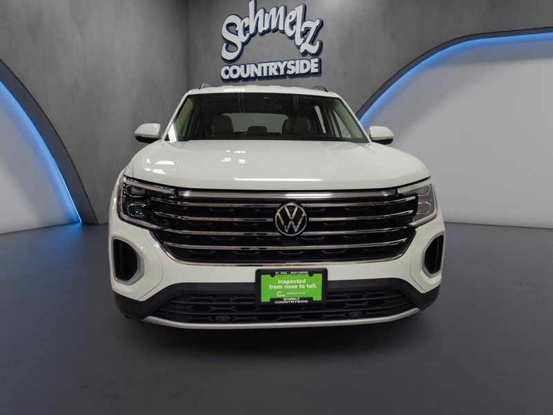 Used 2024 Volkswagen Atlas SE 4-Motion AWDImage 2