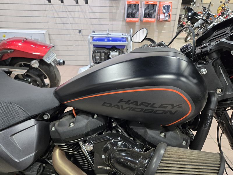 USED 2019 HARLEY SOFTAIL FXDR 114 Image 8