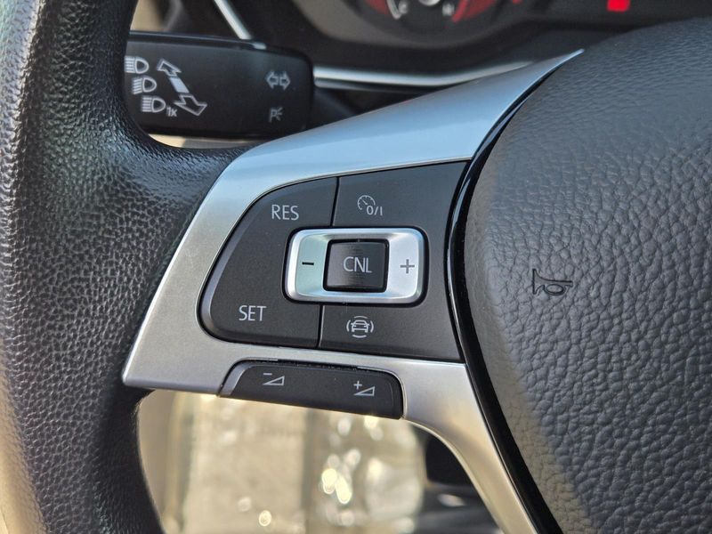 Used 2019 Volkswagen Jetta S Auto w/SULEV