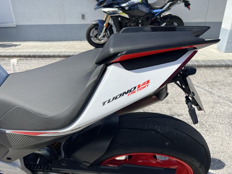 2024 Aprilia Tuono V4 Factory 1100 