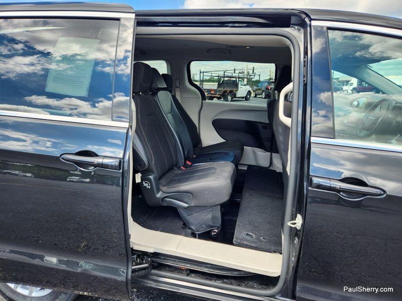 Used 2023 Chrysler Voyager LX