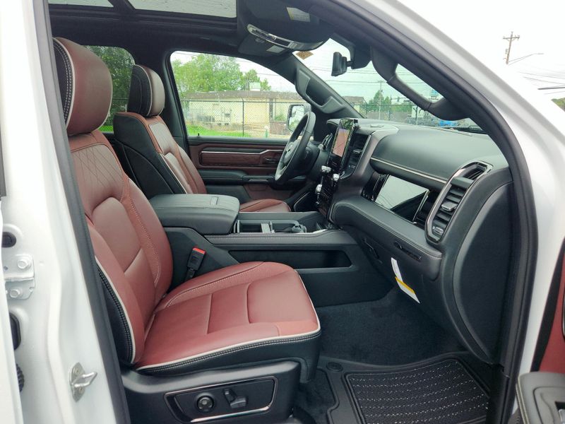New 2027 RAM 1500 Limited Crew Cab 4x4 5'7' Box