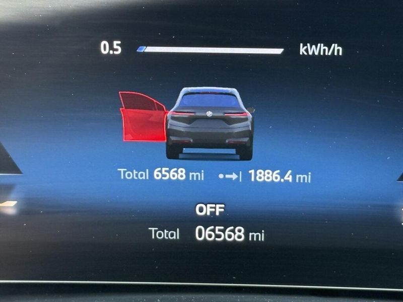 Used 2025 BMW iX xDrive50Image 23