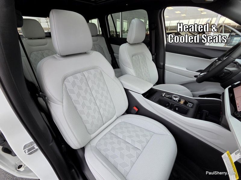 New 2026 Jeep Cherokee Overland