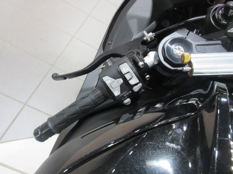 NEW 2026 KAWASAKI NINJA ZX-10R Image 18