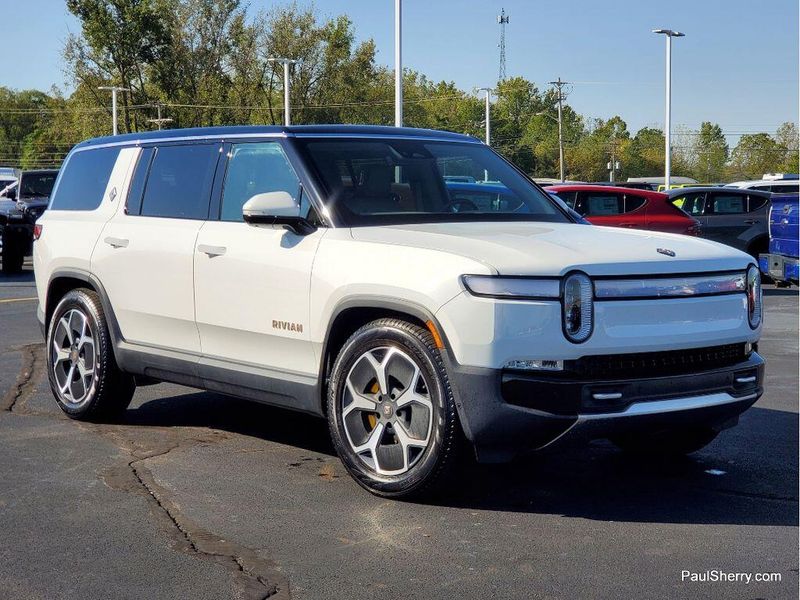 2023 Rivian R1S AdventureImage 16