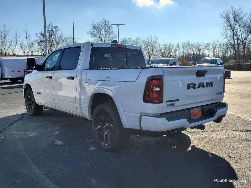 2025 RAM 1500 Laramie Crew Cab 4x4 5