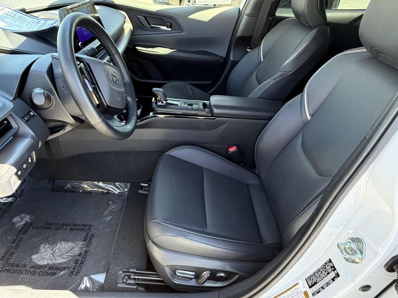 Used 2023 Toyota Prius XLEImage 20