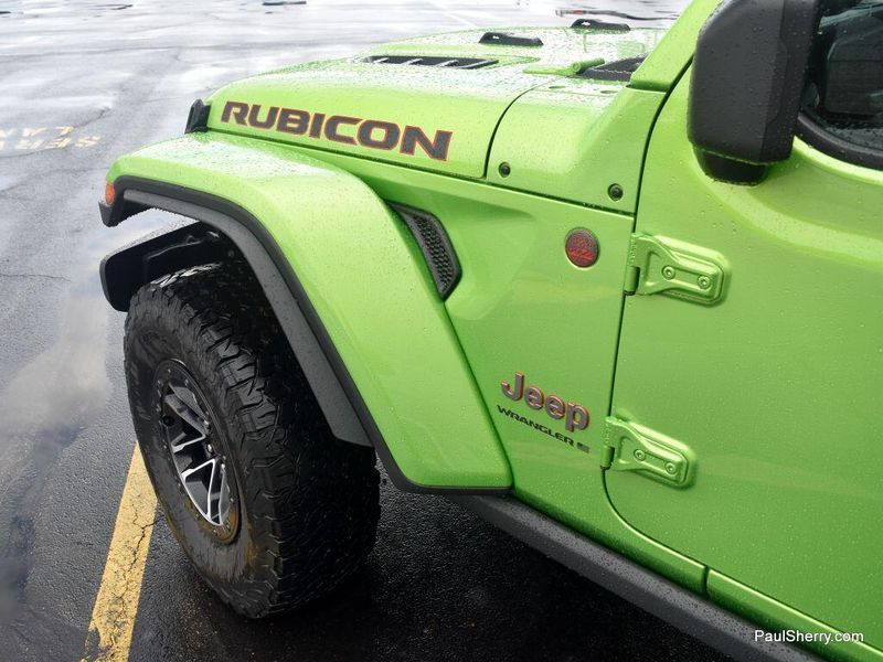 New 2025 Jeep Wrangler 4-door RubiconImage 8