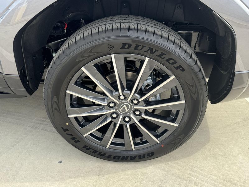 New 2026 Lexus GX 550 OvertrailImage 18