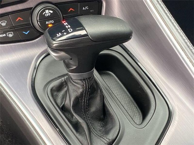 2018 Dodge Challenger SXTImage 28
