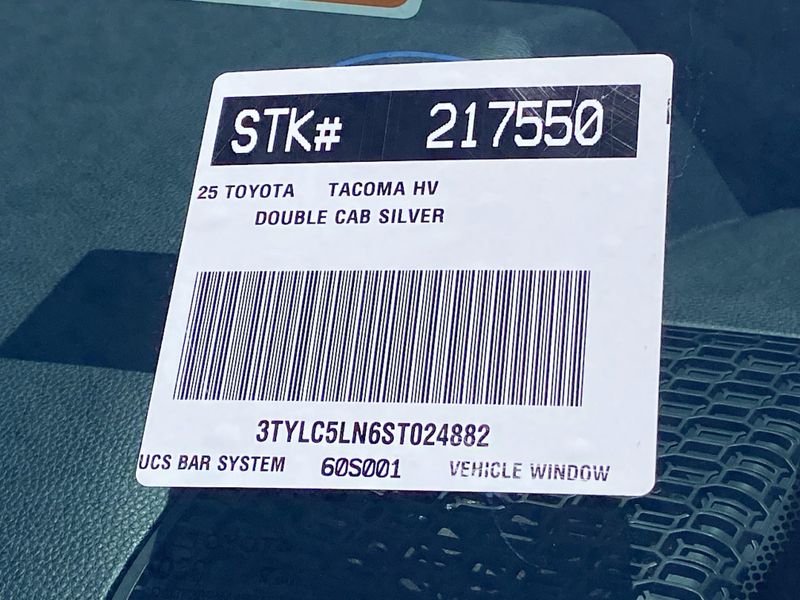 2025 Toyota Tacoma TRD Off Road HybridImage 21