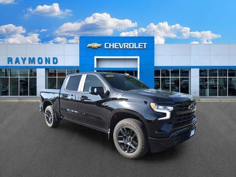 Used 2023 Chevrolet Silverado 1500 RSTImage 10