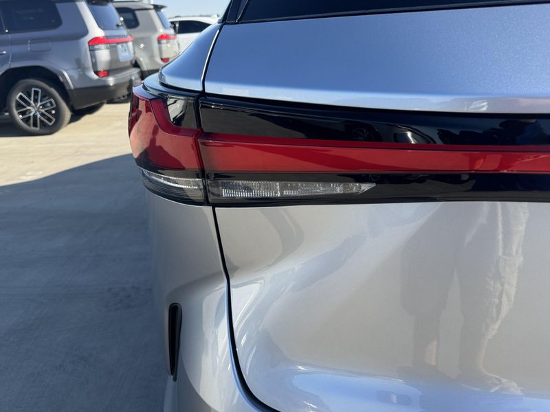 New 2026 Lexus RX 350 CK,DK,GN,KG,PJ,SR,2T,3JImage 13