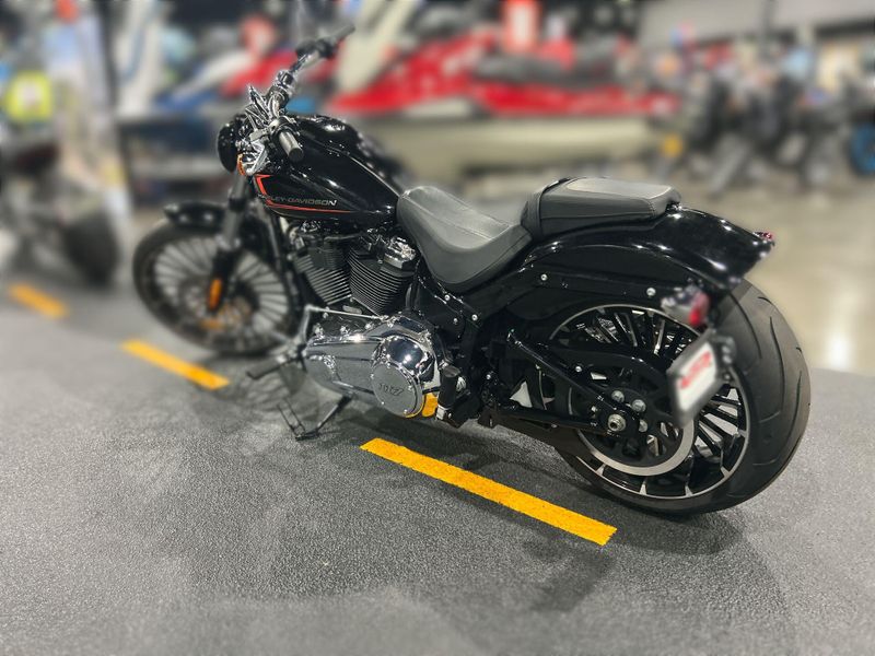 Used 2024 Harley-Davidson Breakout Image 17