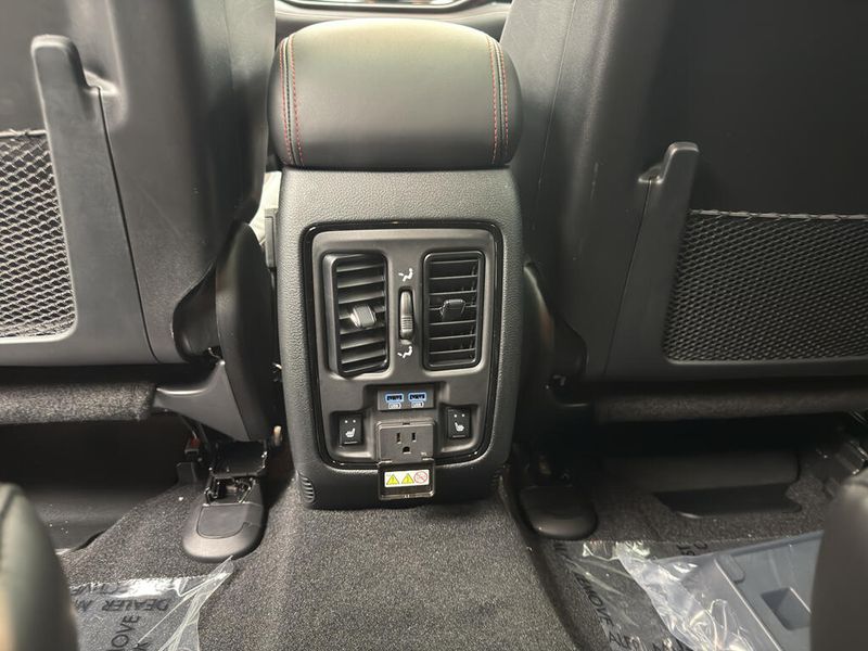 New 2026 Dodge Durango Gt Plus Awd Hemi V8Image 15