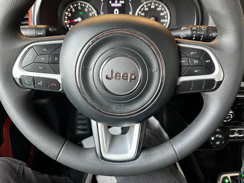 2020 Jeep Renegade SportImage 3