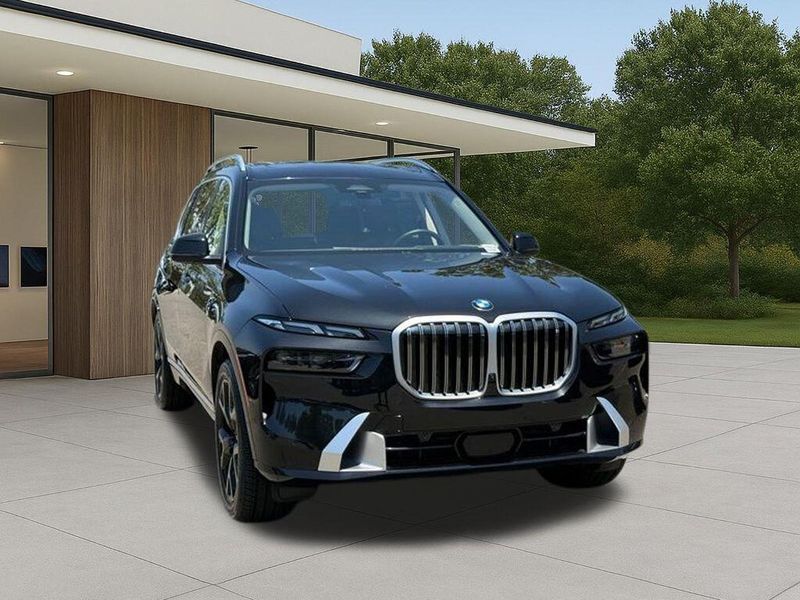 Used 2024 BMW X7 xDrive40iImage 5