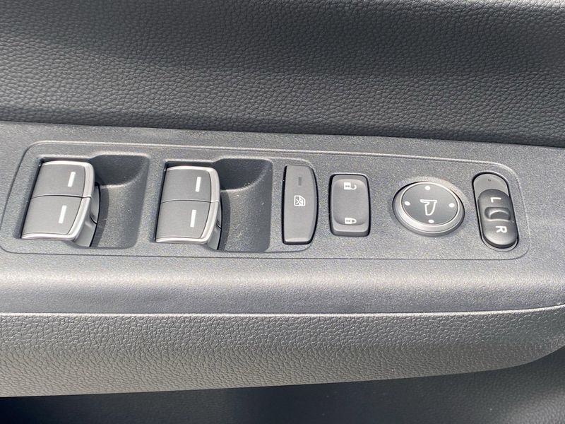 Used 2025 Honda CR-V EX-LImage 20