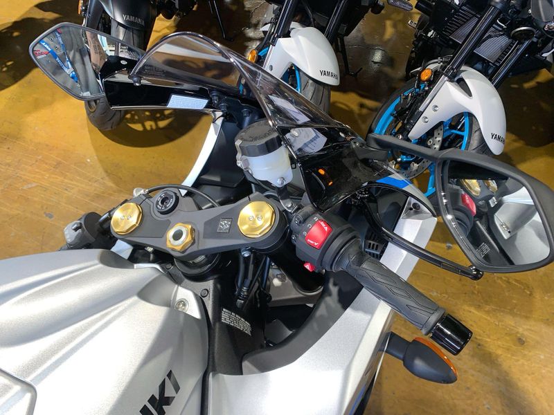 New 2025 Suzuki GSX-R1000 Image 17
