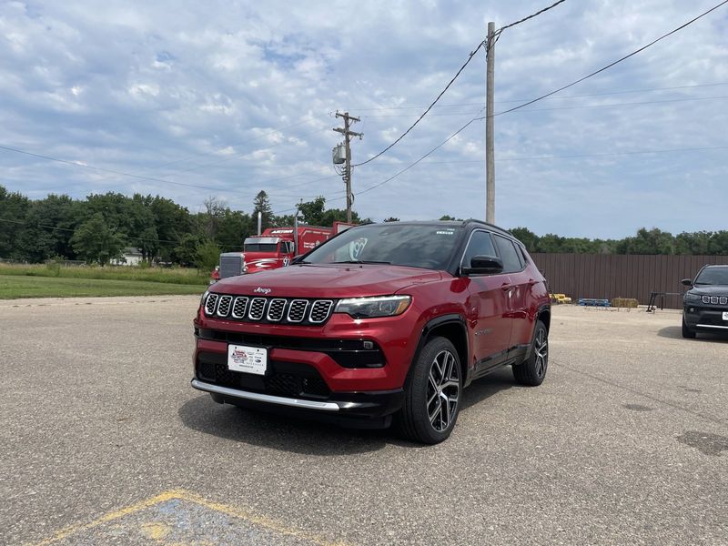 2024 Jeep Compass Limited 4x4Image 4