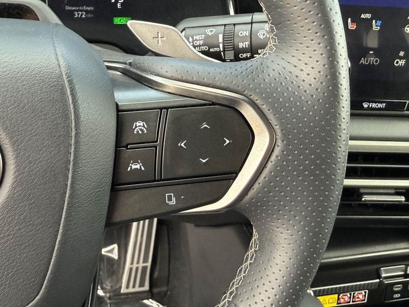 2023 Lexus RX 500h F SPORT PerformanceImage 26