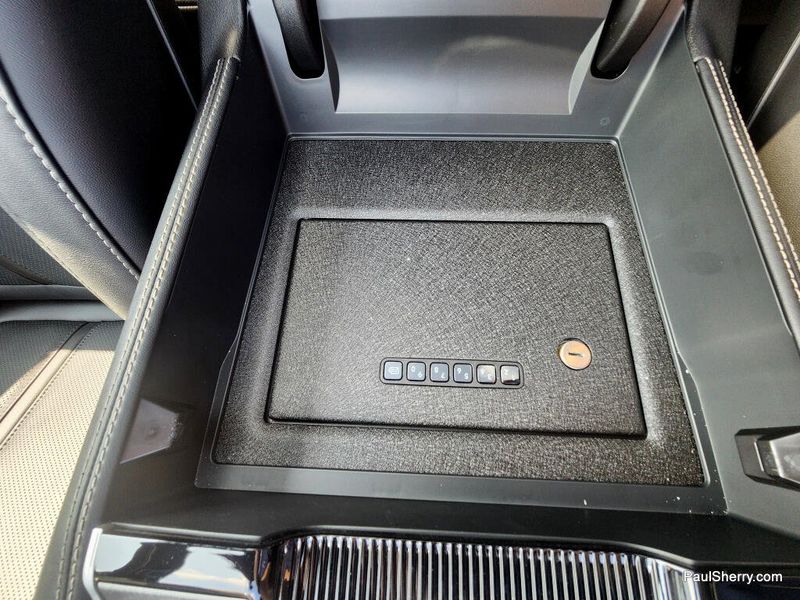 2026 Jeep Grand Wagoneer Upland 4x4