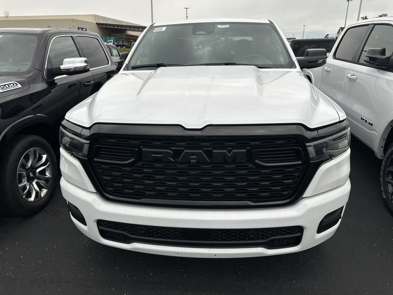 2025 RAM 1500 Big Horn Crew Cab 4x4 5